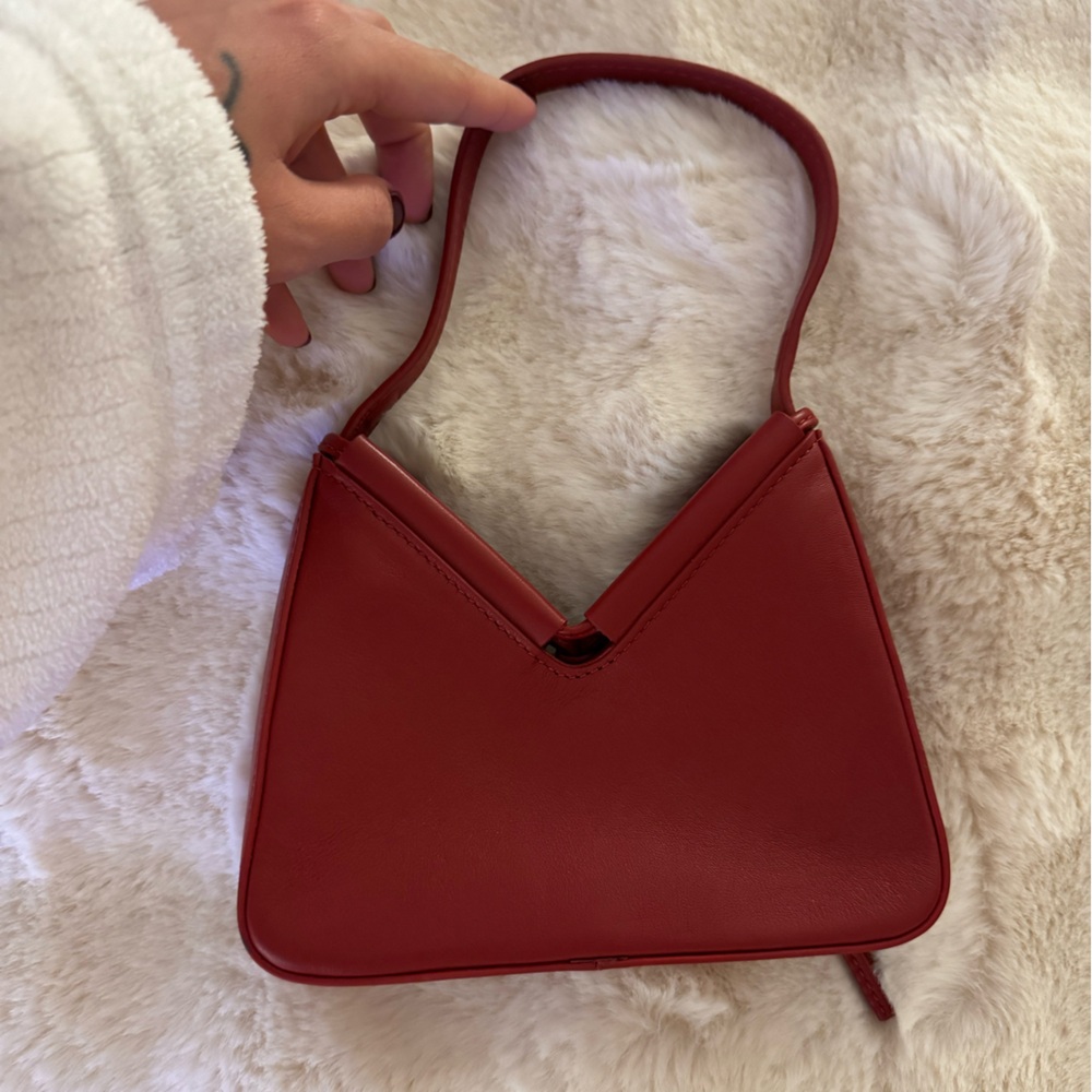 NWOT Reformation Mini Chiara Shoulder Bag *Sold out everywhere* - Picture 8 of 8